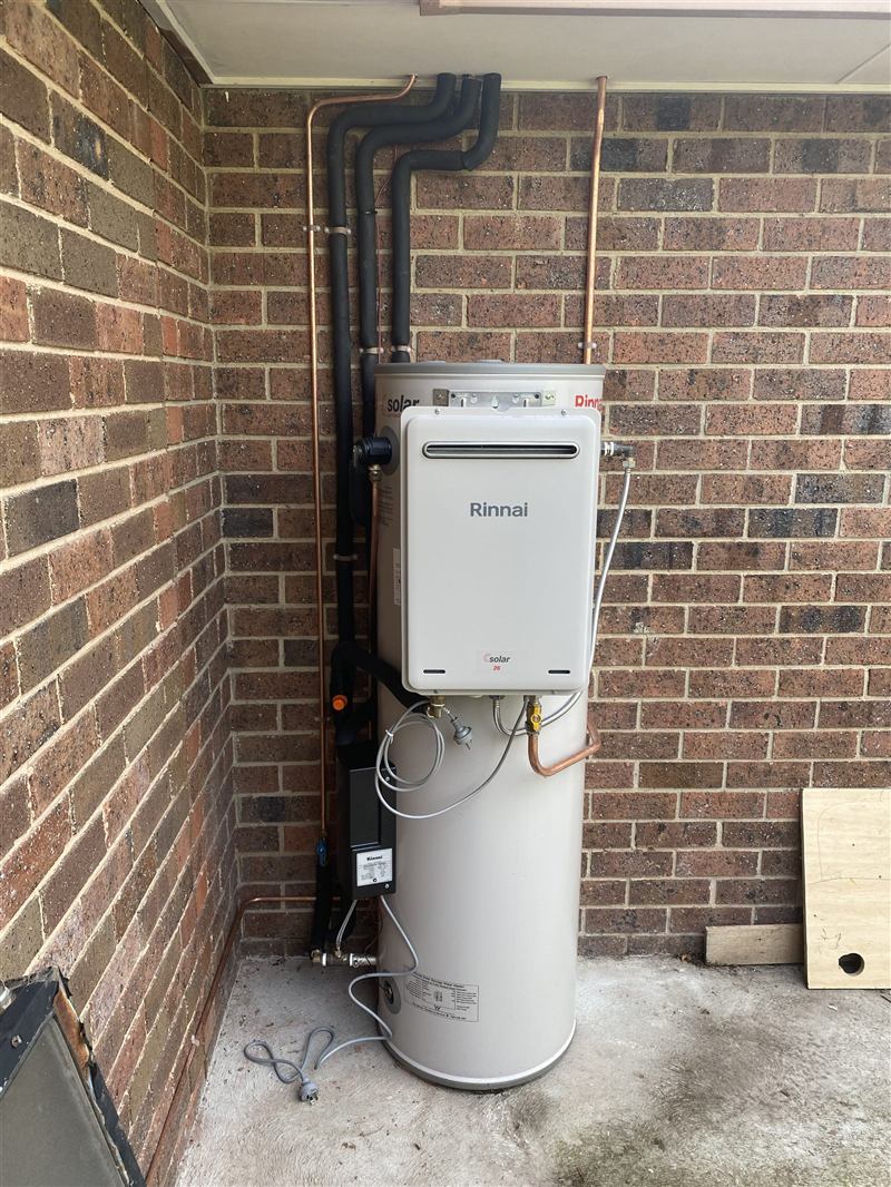 Solar hot water system on a brick home